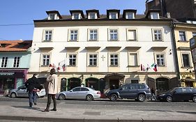 Hotel u Krize Prag